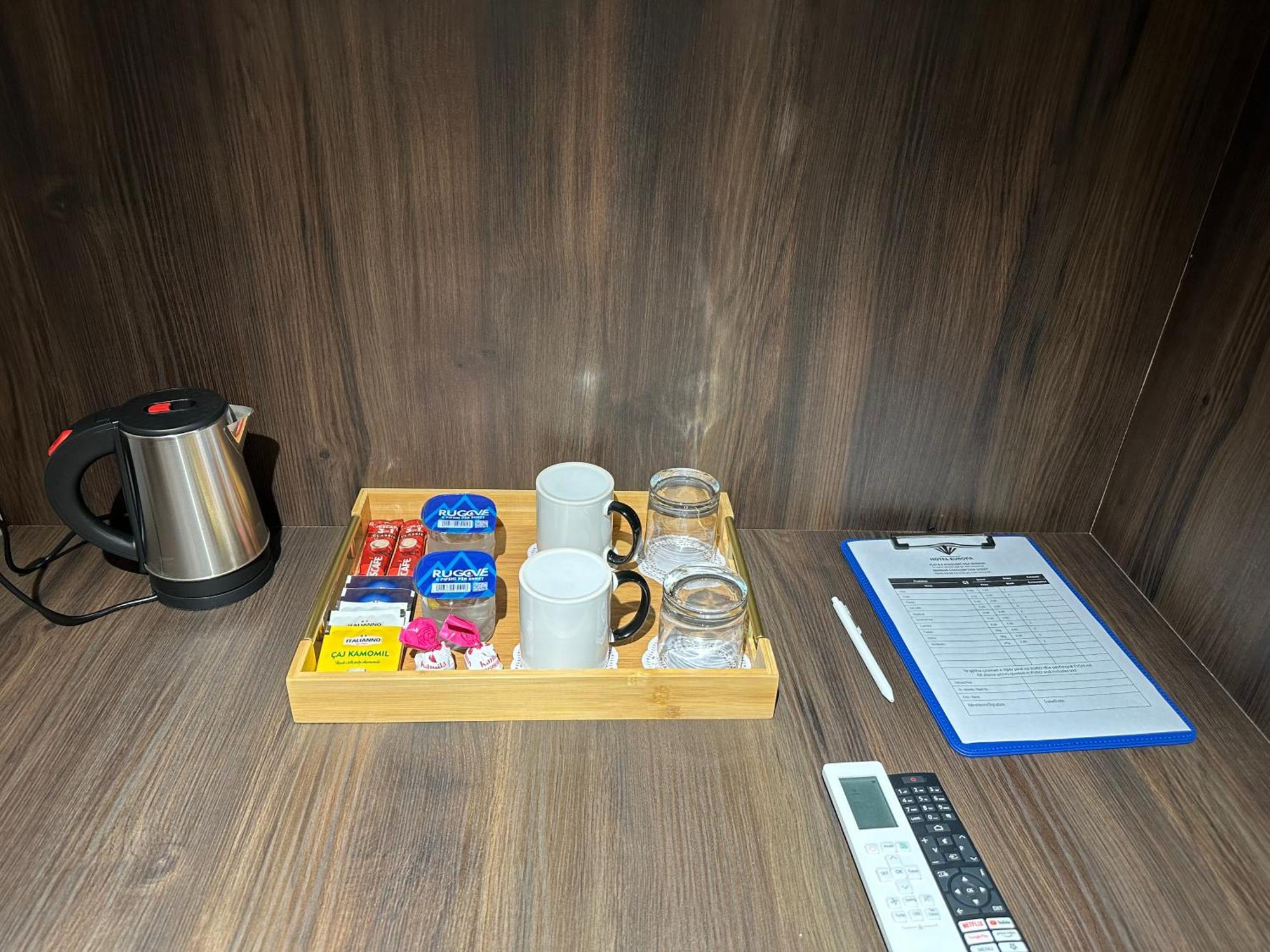 Hotel Europa Prishtina Pristina Eksteriør billede